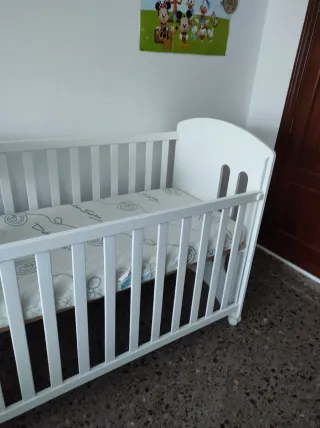 Cuna blanca con osito sweet bear