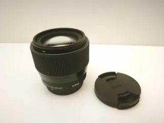Sigma 56mm F1.4 DC DN M4/3