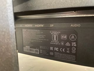 MSI G273CQ Monitor Curvo Gaming 27