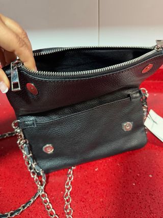 Bolso negro de piel de Renatta&go