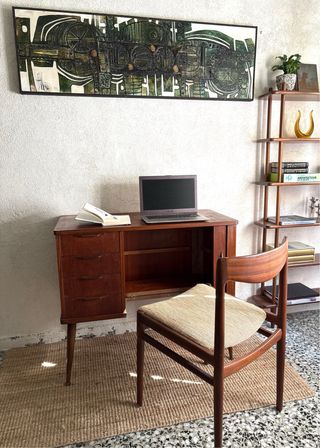 Vintage pequeño aparador Escandinavo Mid Century