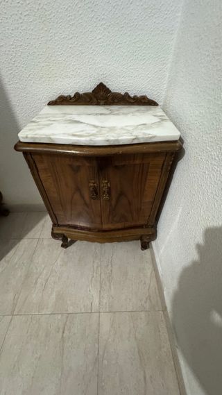 Dormitorio antiguo completo