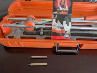 Cortador de azulejos Rubi