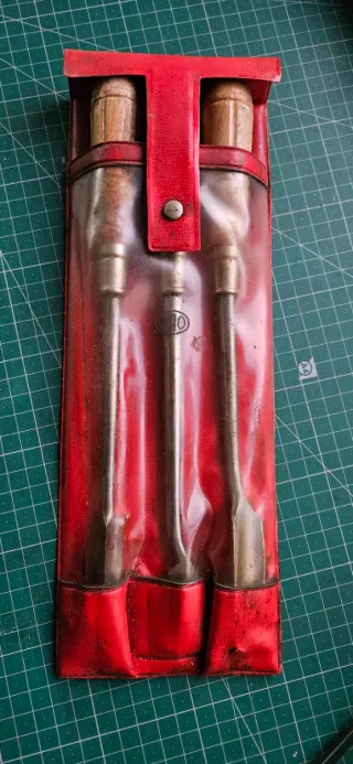 Juego 3 herramientas vintage maquinaria