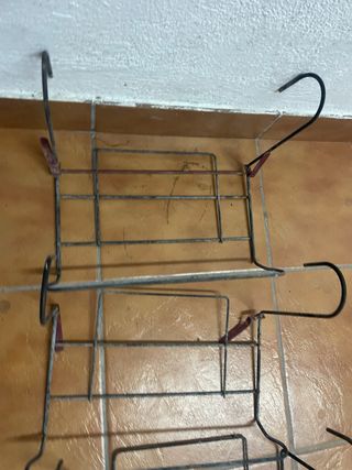 4 Soportes para macetas de metal