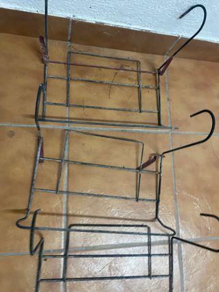 4 Soportes para macetas de metal