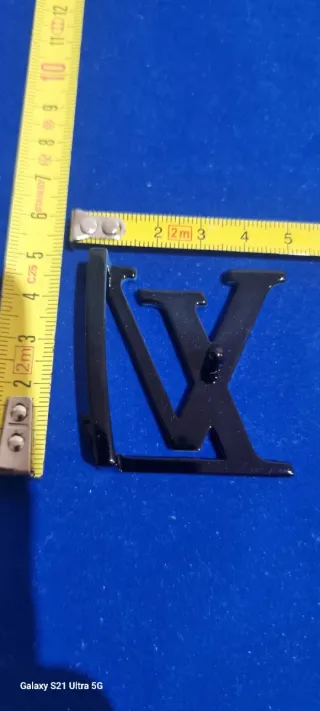 Hebilla Louis Vuitton Azul y Negra