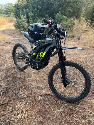 Surron Light Bee X Negra y Amarilla