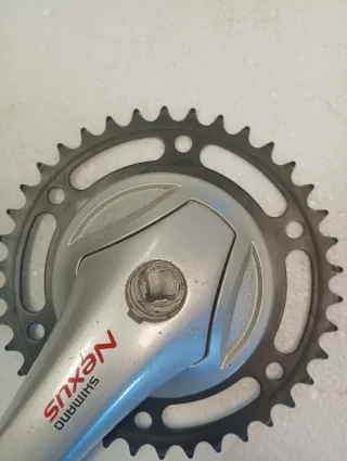 Pedaliera Shimano Nexus con pedali