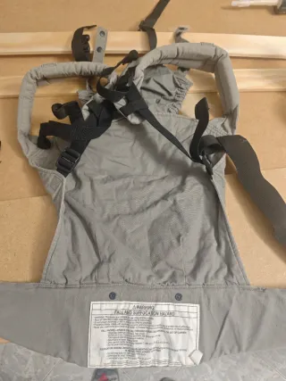 Mochila Boba Porteo Gris Estampado