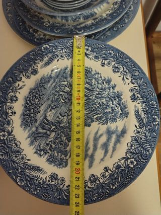 Vajilla Churchill England Azul y Blanca