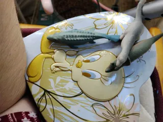 Lote dinosaurios y pez juguete