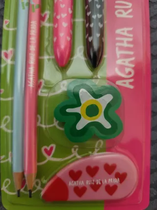 Set escritura Agatha Ruiz de la Prada