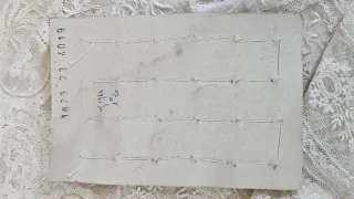 Cartón de botones antiguos franceses confección