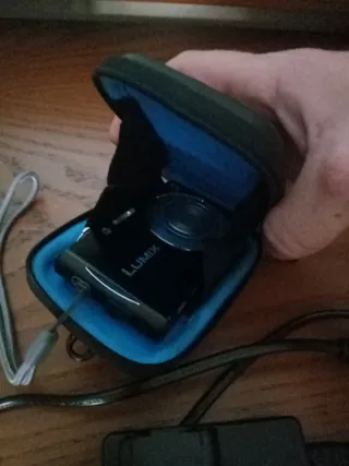 Fotocamera digitale Panasonic Lumix + Custodia