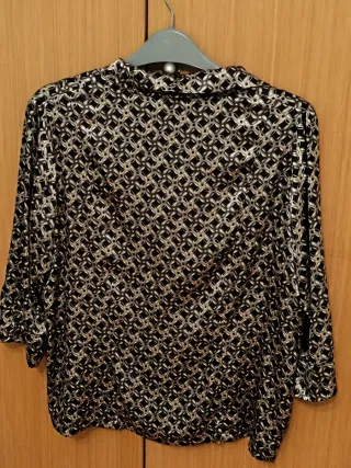 Camisa Zara T M Negro y Dorado