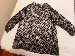 Camisa Zara T M Negro y Dorado