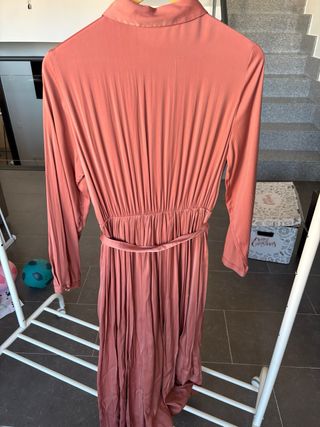 Vestido Mango plisado rosa Talla S
