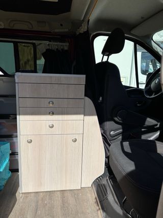 Renault Trafic 2018 camperizada profesionalmente.