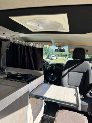 Renault Trafic 2018 camperizada profesionalmente.