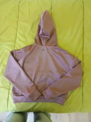 Sudadera corta rosa con bolsillo