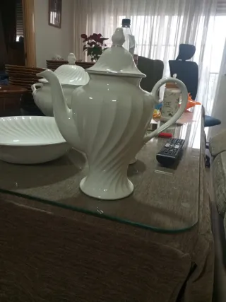Tetera Vintage Porcelana Blanca