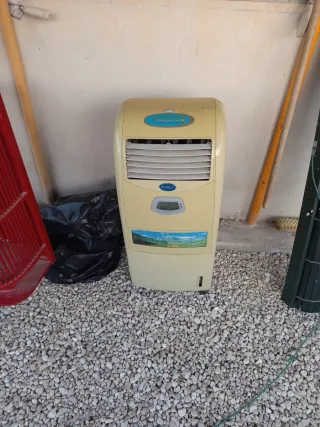 Enfriador de aire portátil beige