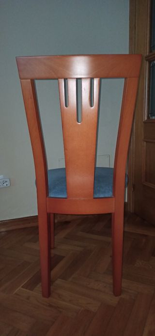 4 sillas de nogal