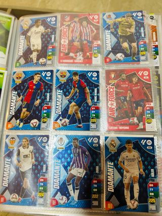 Adrenalyn XL Trading Card Game 2024-25