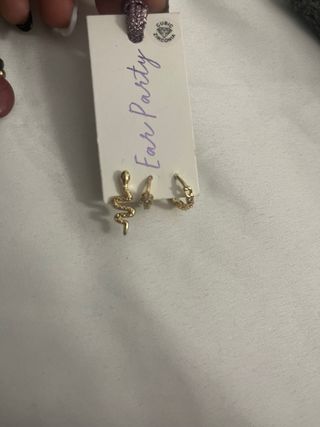 Collar, pendientes y pulsera Parfois multicolor