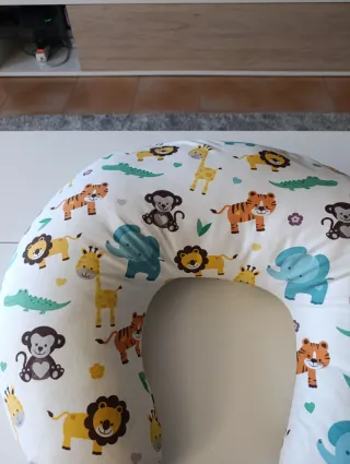 Cojín de lactancia estampado animales