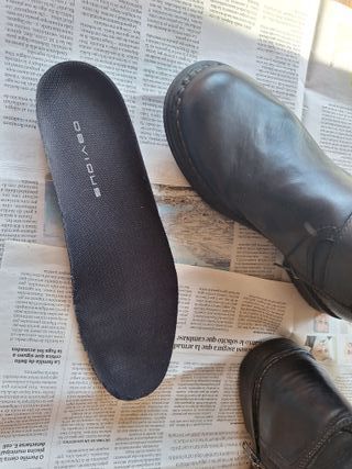 Botas de moto piel caña media hombre. Talla 42