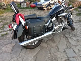 Suzuki Intruder 250cc Negra