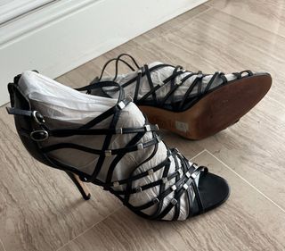 Sandalias Gloria Ortiz Negras Tachuelas