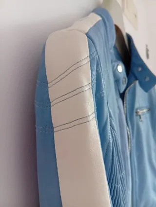 Cazadora motera mujer azul