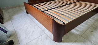 Dormitorio madera y mármol