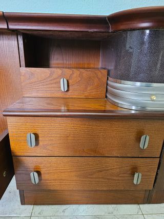 Dormitorio madera y mármol