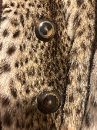 Abrigo piel leopardo