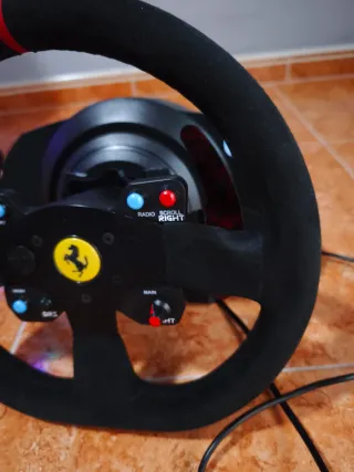 Thrustmaster T300 RS Volante Ferrari