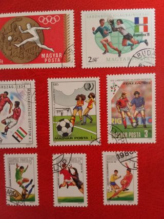 Lote 12 sellos Hungría fútbol