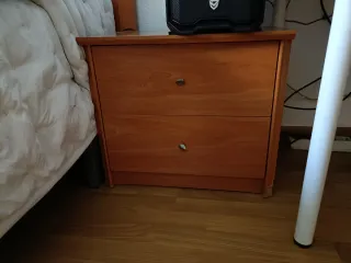 Cómoda y dos mesillas