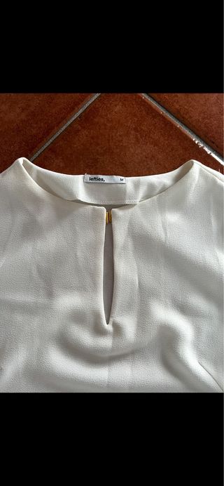 Vestido ideal eventos talla M marca lefties.