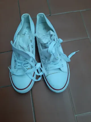 Zapatillas Blancas Talla 44 Nuevas