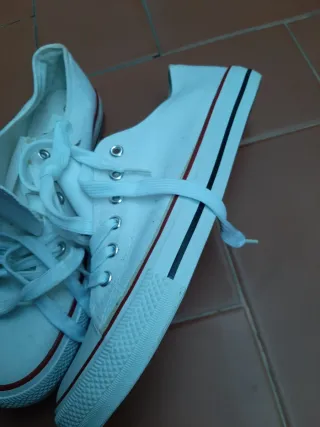 Zapatillas Blancas Talla 44 Nuevas