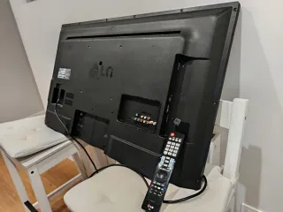 TV LG 42 3D averiada