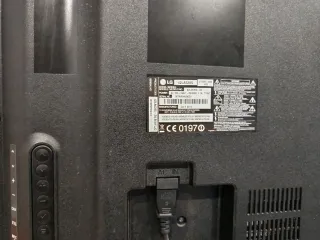 TV LG 42 3D averiada