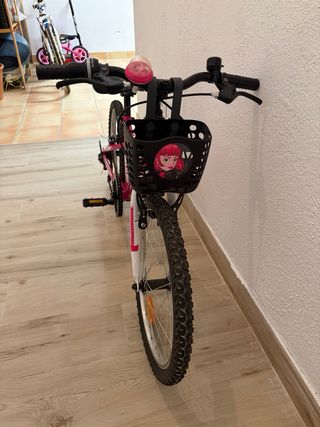 Bicicleta infantil rosa NEON 16