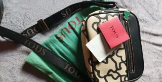 Bolso bandolera Tous beige y negro