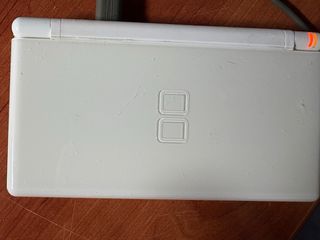 Nintendo DS Lite Blanca + Assassin's Creed
