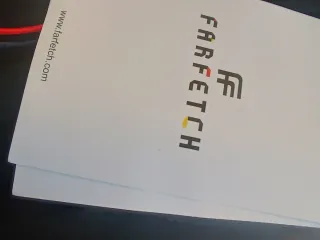 Camiseta Moncler Negra Logo